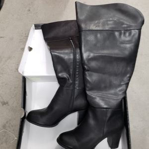 Torrid Boots Black, sz 10